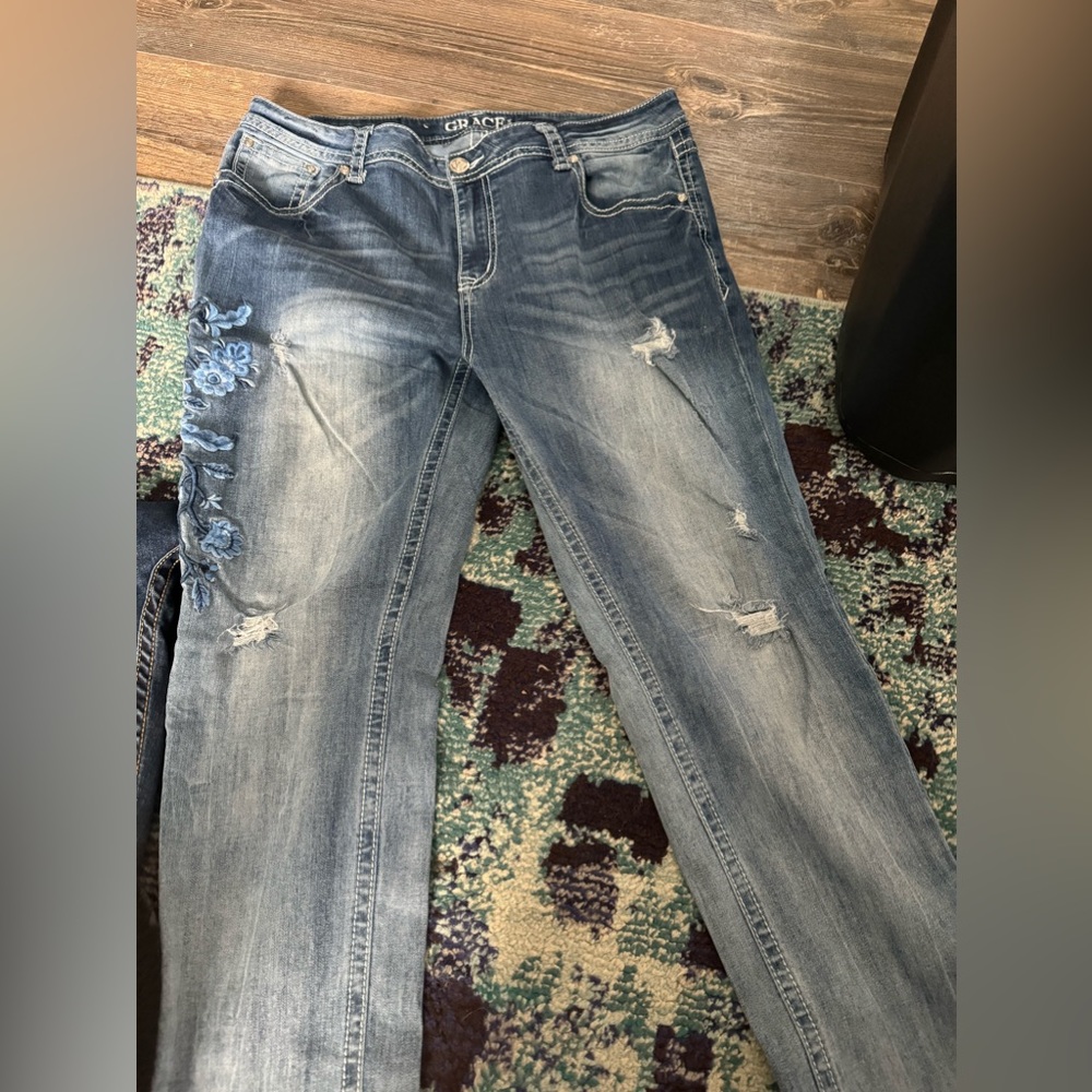 Grace embroidered jeans